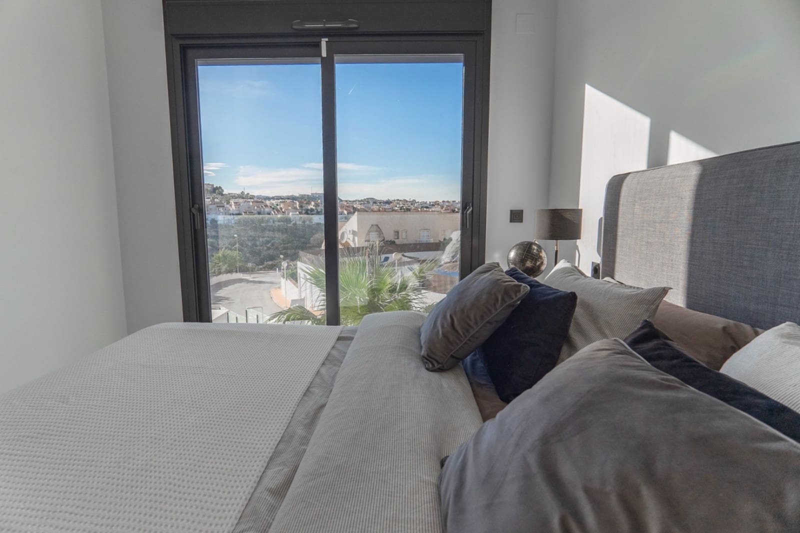 4 soveværelse Villa til salg i La Marquesa med swimmingpool - € 690.000 (Ref: 9198983)