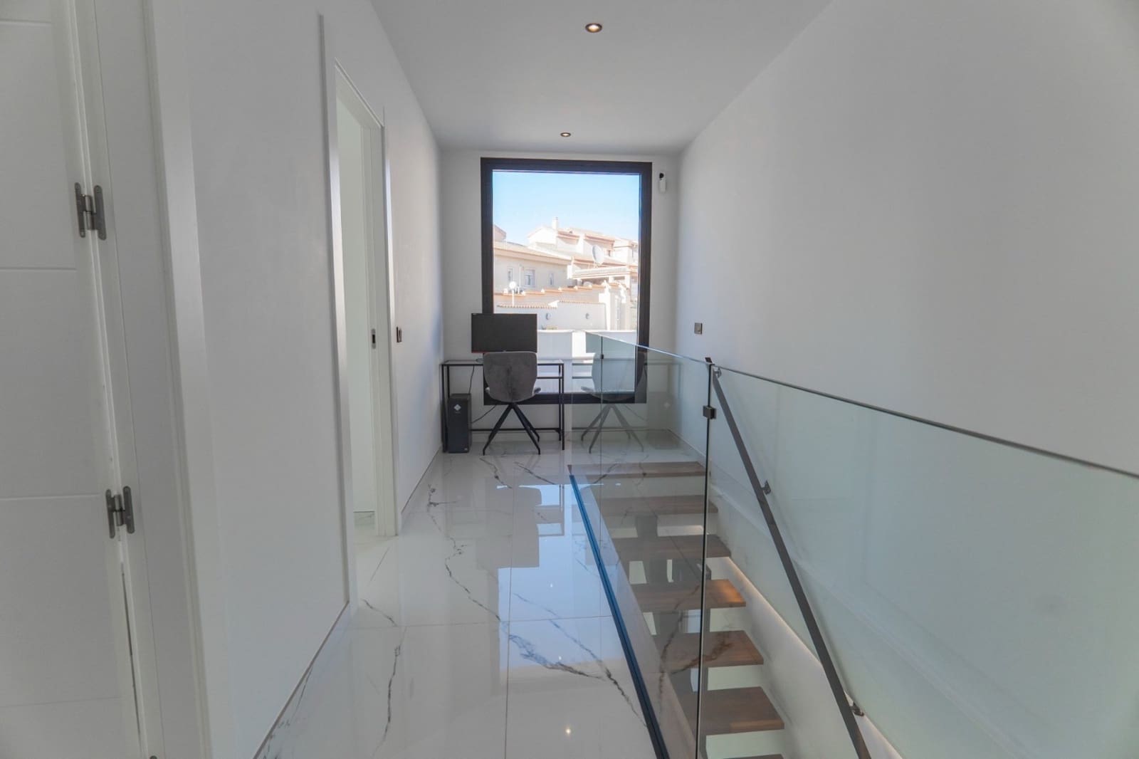 4 soveværelse Villa til salg i La Marquesa med swimmingpool - € 690.000 (Ref: 9198983)