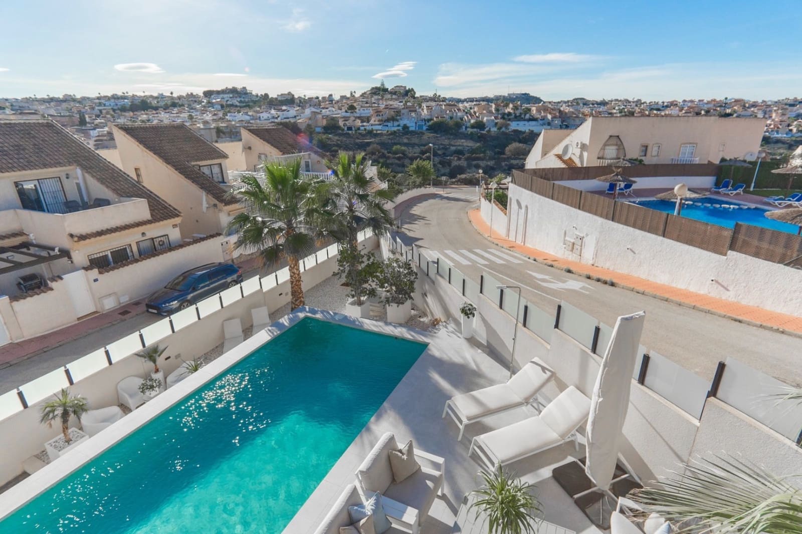 4 soveværelse Villa til salg i La Marquesa med swimmingpool - € 690.000 (Ref: 9198983)