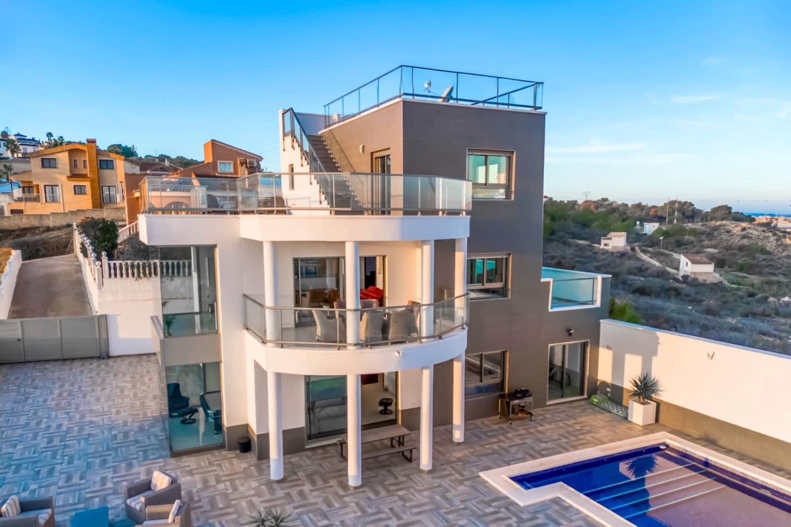 4 sypialnia Willa na sprzedaż w La Marquesa z basenem - 749 000 € (Ref: 9198984)