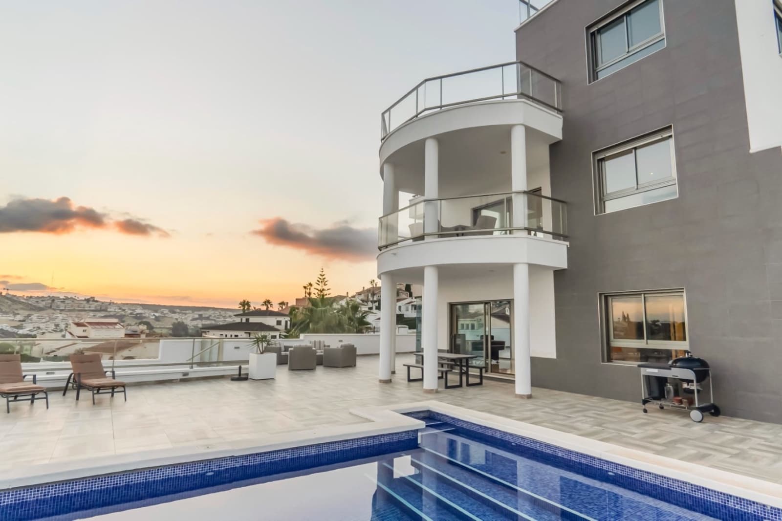 4 sypialnia Willa na sprzedaż w La Marquesa z basenem - 749 000 € (Ref: 9198984)