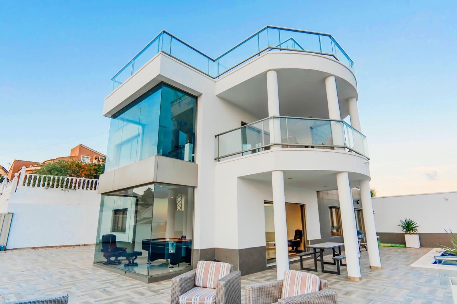 4 sypialnia Willa na sprzedaż w La Marquesa z basenem - 749 000 € (Ref: 9198984)