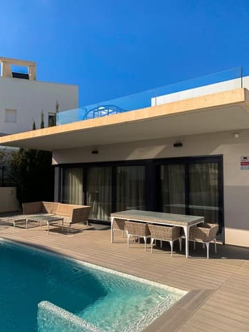 4 bedroom Villa for sale in Campoamor, Orihuela with pool garage - € 899,000 (Ref: 9198988)