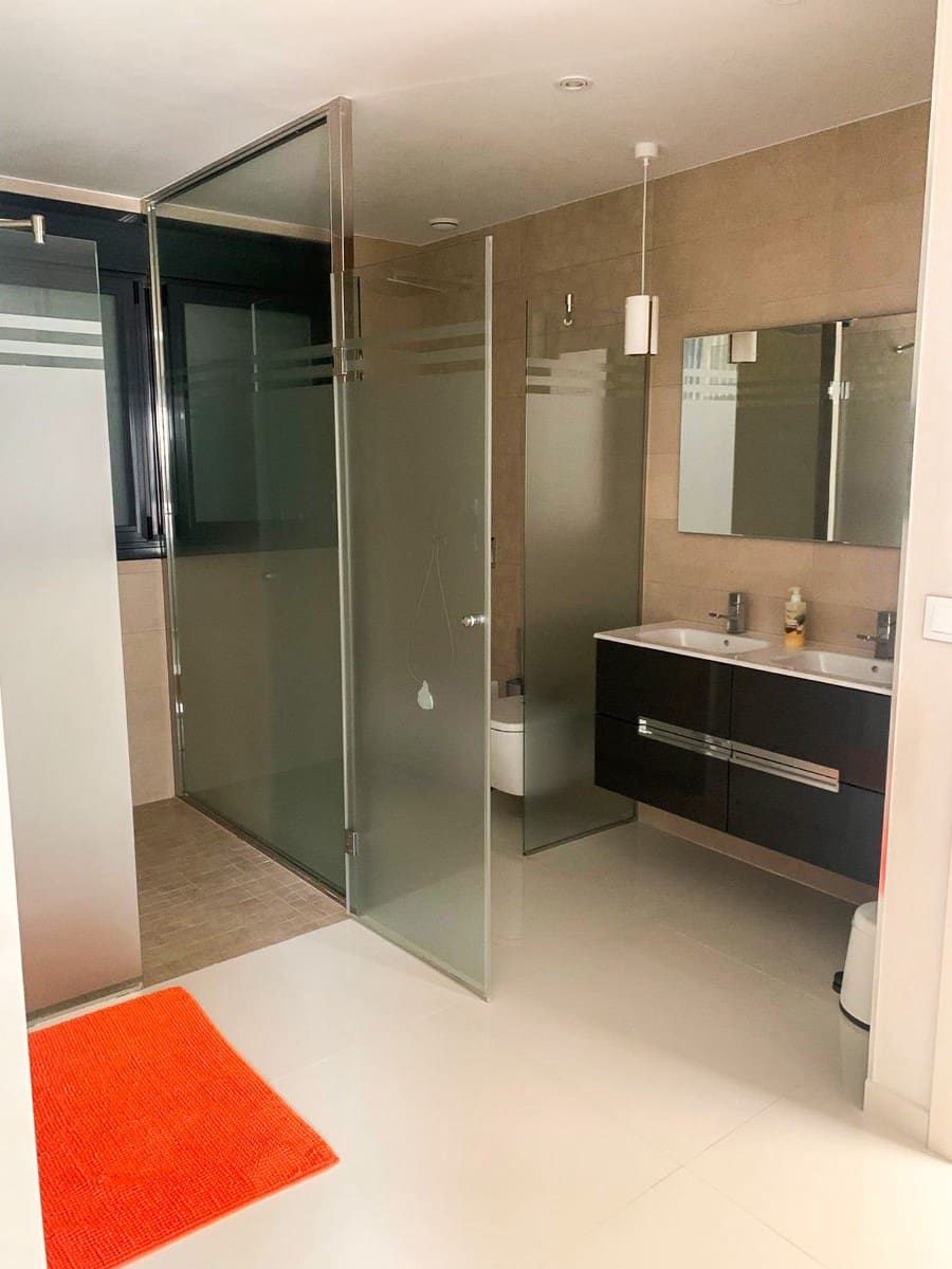 4 chambre Villa/Maison à vendre à Campoamor avec piscine garage - 899 000 € (Ref: 9198988)