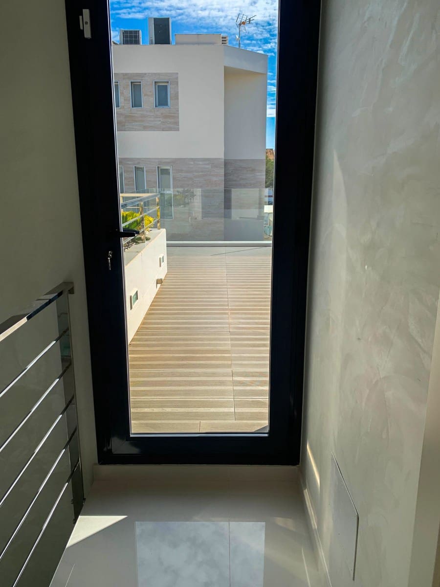 4 chambre Villa/Maison à vendre à Campoamor avec piscine garage - 899 000 € (Ref: 9198988)