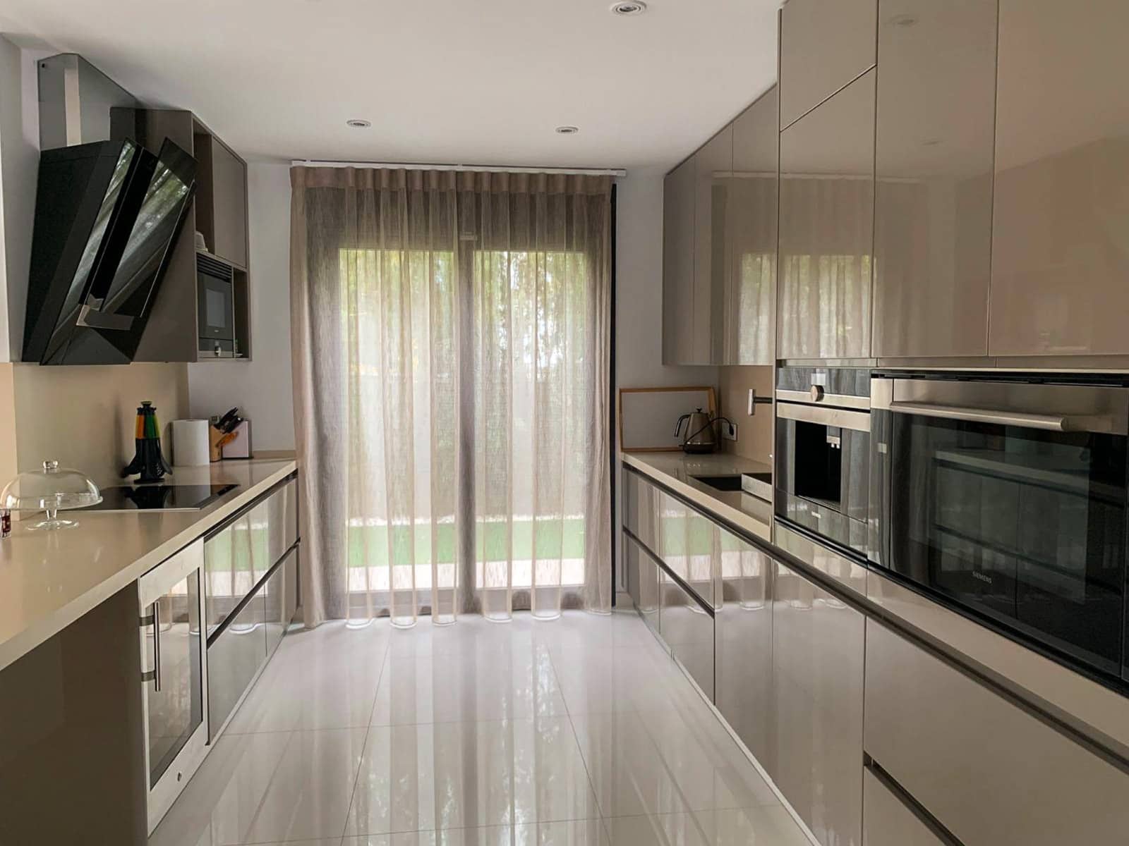 4 chambre Villa/Maison à vendre à Campoamor avec piscine garage - 899 000 € (Ref: 9198988)