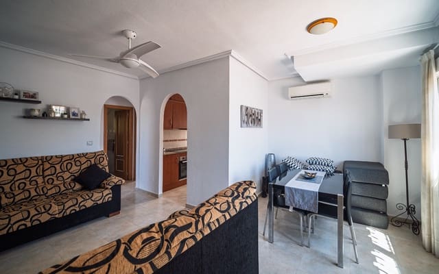 Chalet de 3 habitaciones en Ciudad Quesada, Rojales en venta con piscina - 229.950 € (Ref: 9198989)