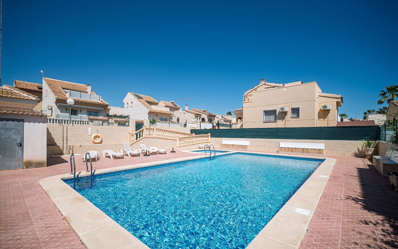 Chalet de 3 habitaciones en Ciudad Quesada en venta con piscina - 229.950 € (Ref: 9198989)