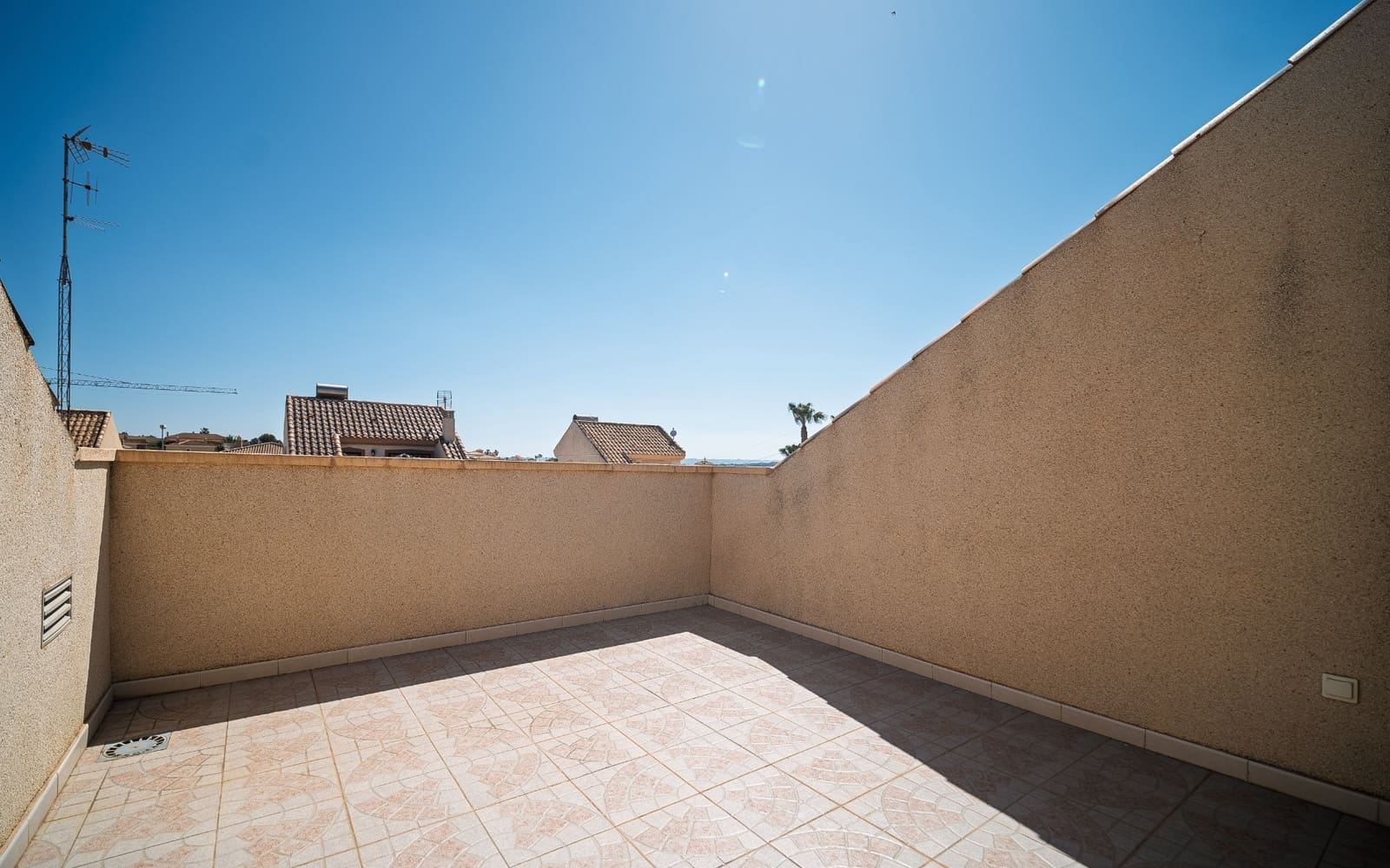 Chalet de 3 habitaciones en Ciudad Quesada en venta con piscina - 229.950 € (Ref: 9198989)