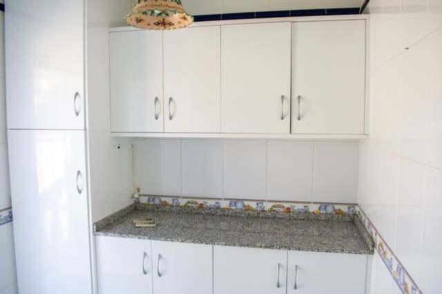 4 quarto Moradia para venda em Ciudad Quesada, Rojales com piscina - 399 950 € (Ref: 9198992)