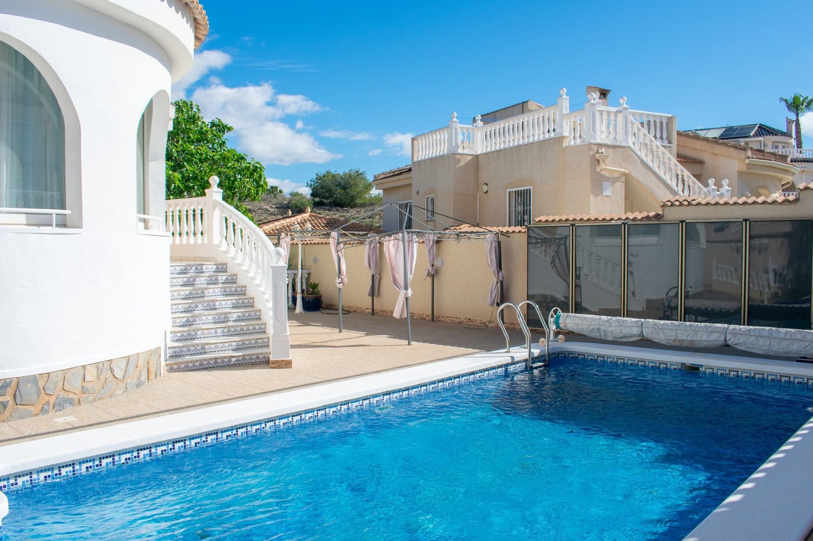 4 bedroom Villa for sale in Ciudad Quesada with pool - € 399,950 (Ref: 9198992)