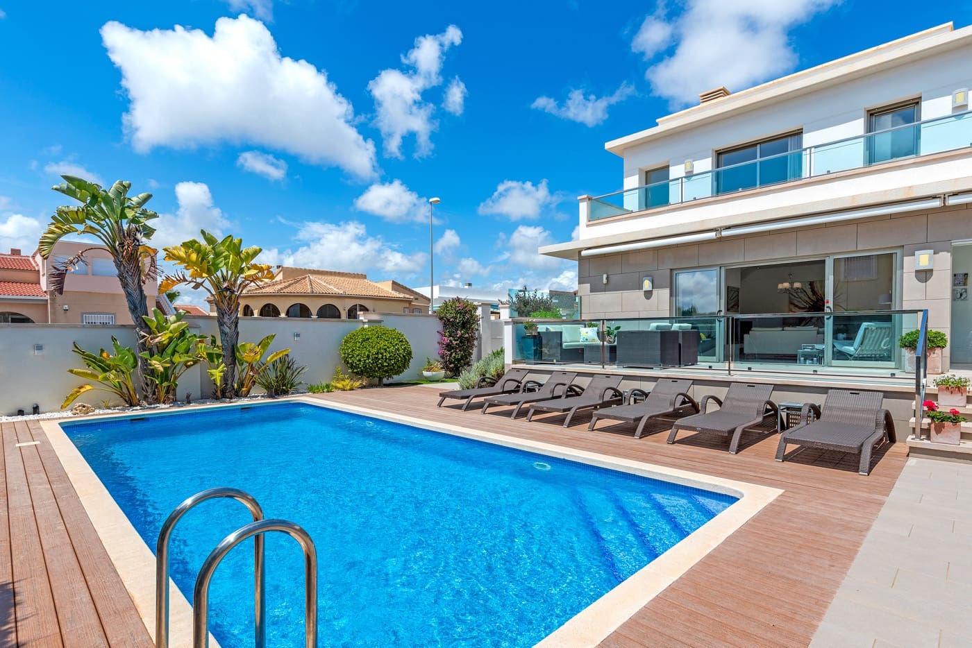 4 Zimmer Villa zu verkaufen in Ciudad Quesada mit Pool - 750.000 € (Ref: 9198999)