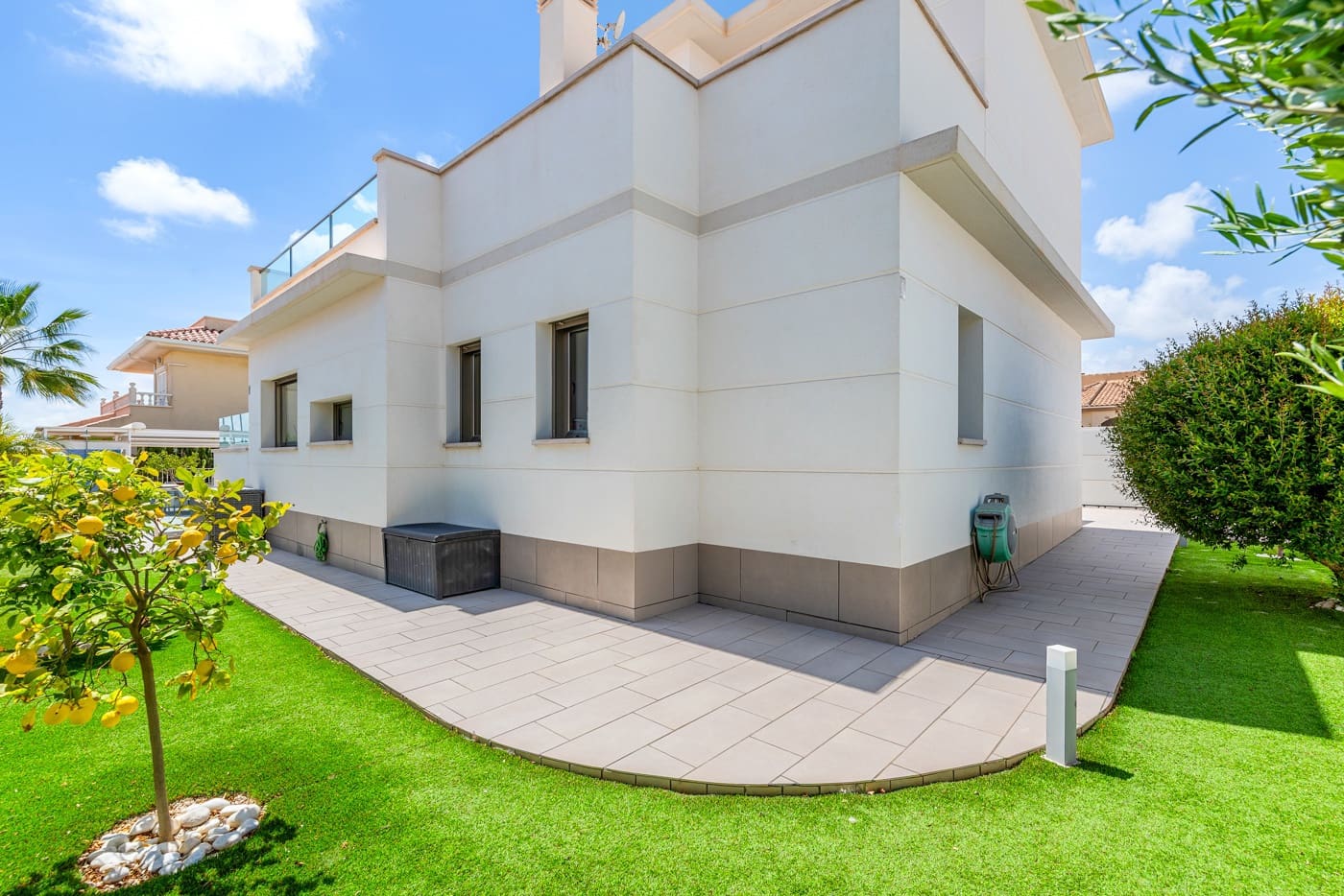 4 Zimmer Villa zu verkaufen in Ciudad Quesada mit Pool - 750.000 € (Ref: 9198999)