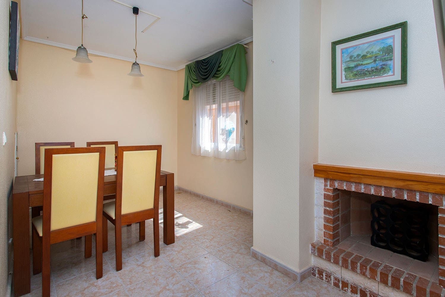 2 soveværelse Lejlighed til salg i Torrevieja med swimmingpool - € 150.000 (Ref: 9199002)