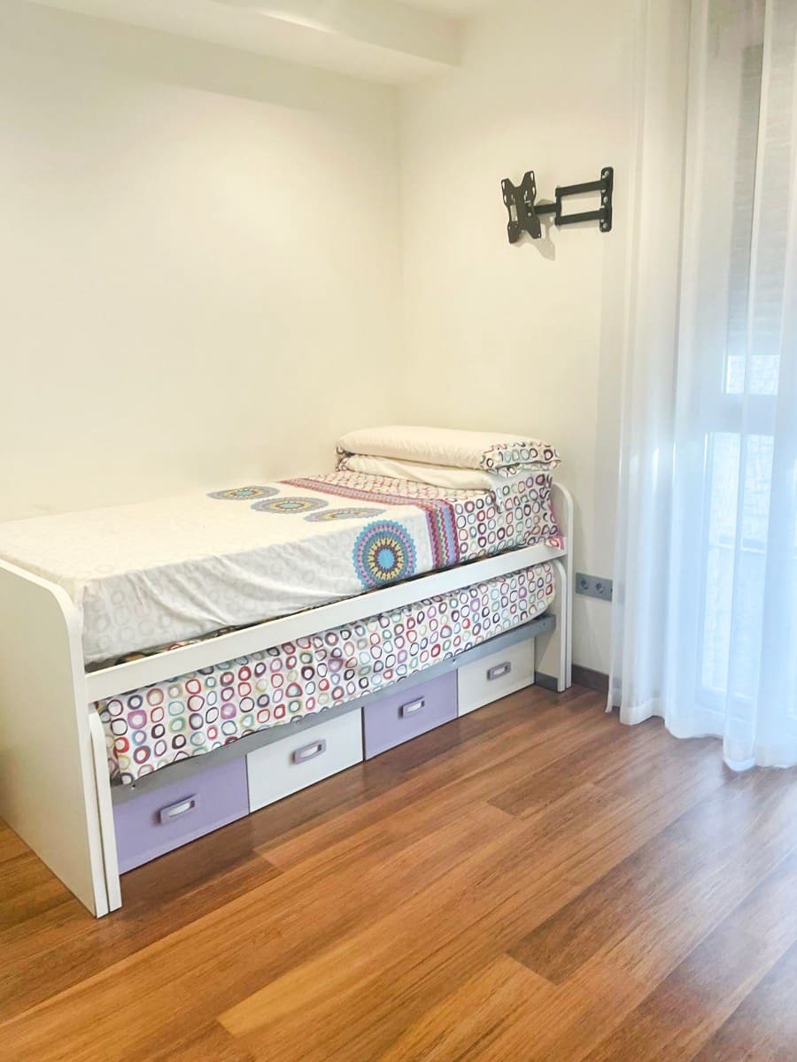 3 slaapkamer Villa te koop in Mil Palmeras met zwembad - € 565.000 (Ref: 9199003)