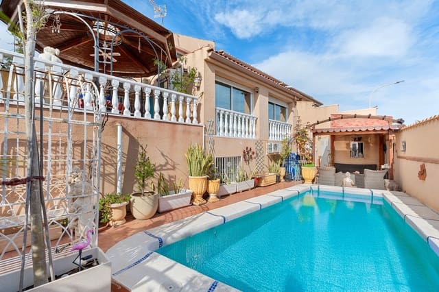 4 Zimmer Villa zu verkaufen in Ciudad Quesada, Rojales mit Pool - 419.000 € (Ref: 9199007)