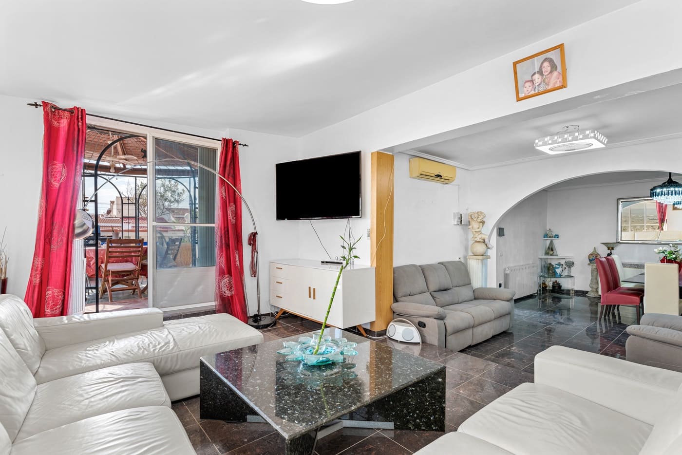 4 bedroom Villa for sale in Ciudad Quesada with pool - € 419,000 (Ref: 9199007)