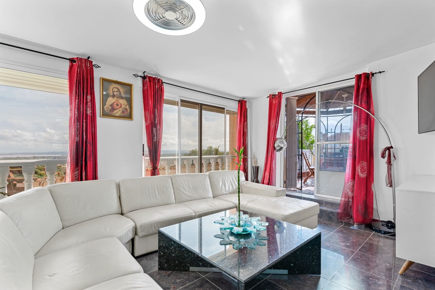 4 bedroom Villa for sale in Ciudad Quesada with pool - € 419,000 (Ref: 9199007)