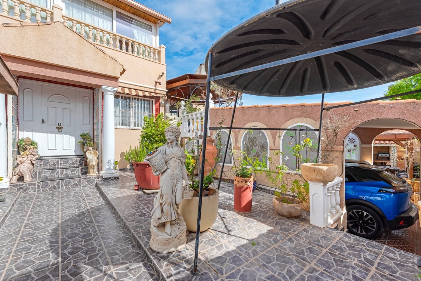 4 bedroom Villa for sale in Ciudad Quesada with pool - € 419,000 (Ref: 9199007)