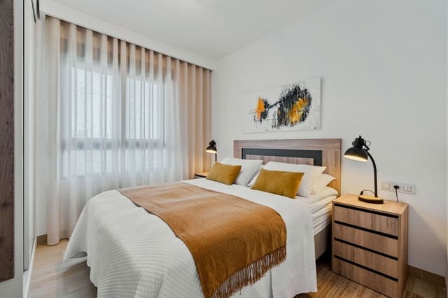 Apartamento de 2 habitaciones en San Miguel de Salinas en venta con piscina - 289.000 € (Ref: 9199009)