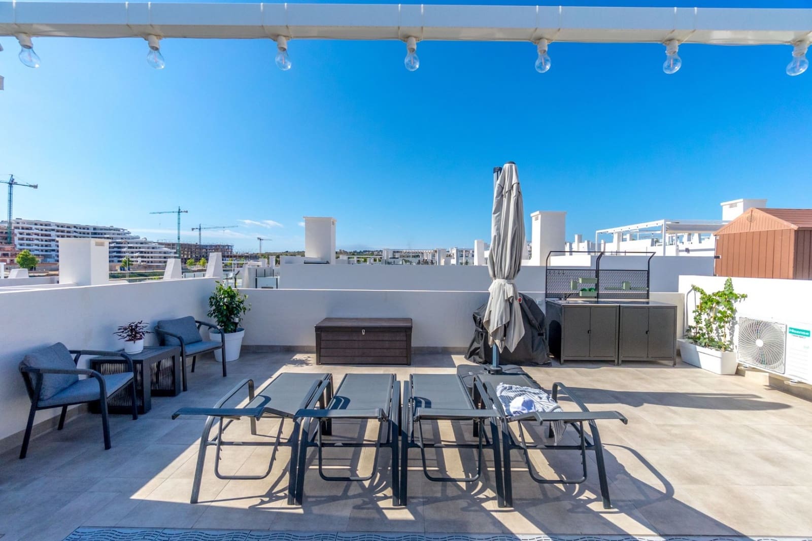 Apartamento de 2 habitaciones en San Miguel de Salinas en venta con piscina - 289.000 € (Ref: 9199009)