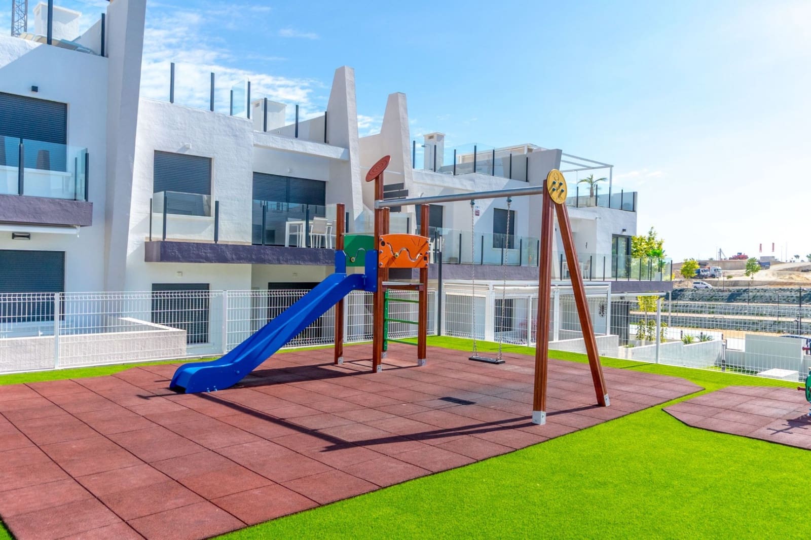 Apartamento de 2 habitaciones en San Miguel de Salinas en venta con piscina - 289.000 € (Ref: 9199009)