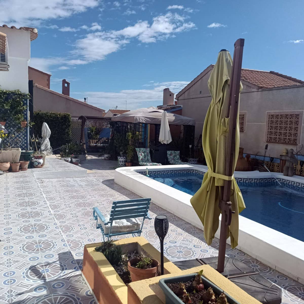 4 soveværelse Villa til salg i La Florida med swimmingpool - € 369.950 (Ref: 9199015)