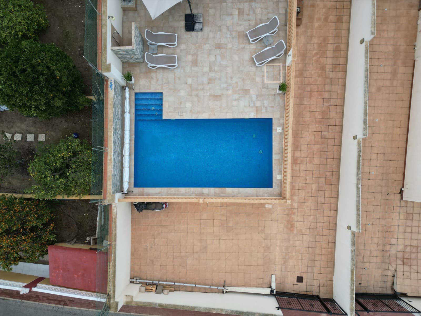 6 makuuhuone Huvila myytävänä paikassa Los Balcones mukana uima-altaan - 699 000 € (Ref: 9199016)