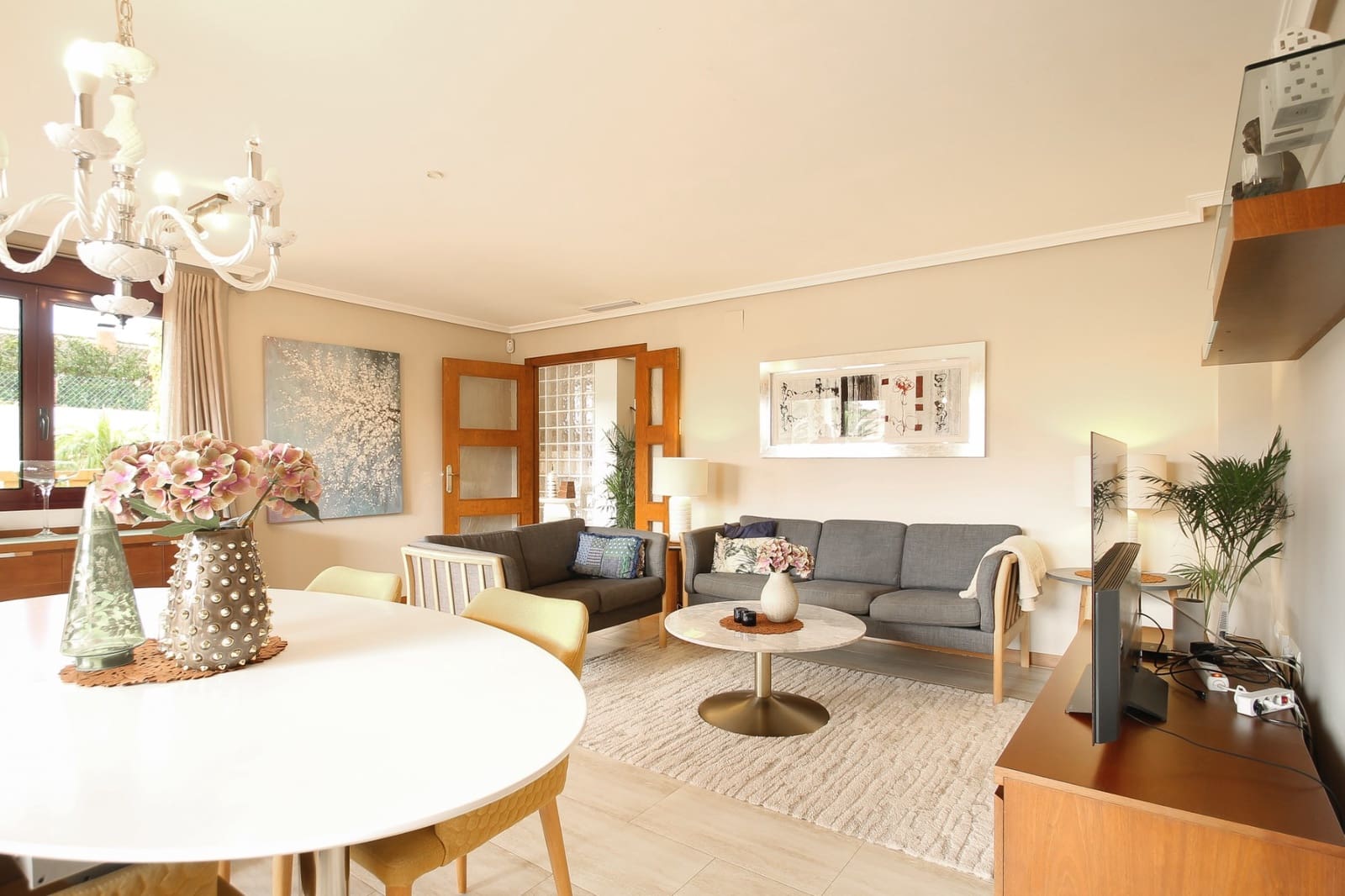 6 makuuhuone Huvila myytävänä paikassa Los Balcones mukana uima-altaan - 699 000 € (Ref: 9199016)