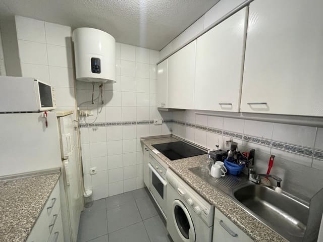 1 sovrum Lägenhet till salu i Punta Prima, Torrevieja med pool garage - 164 000 € (Ref: 9199019)