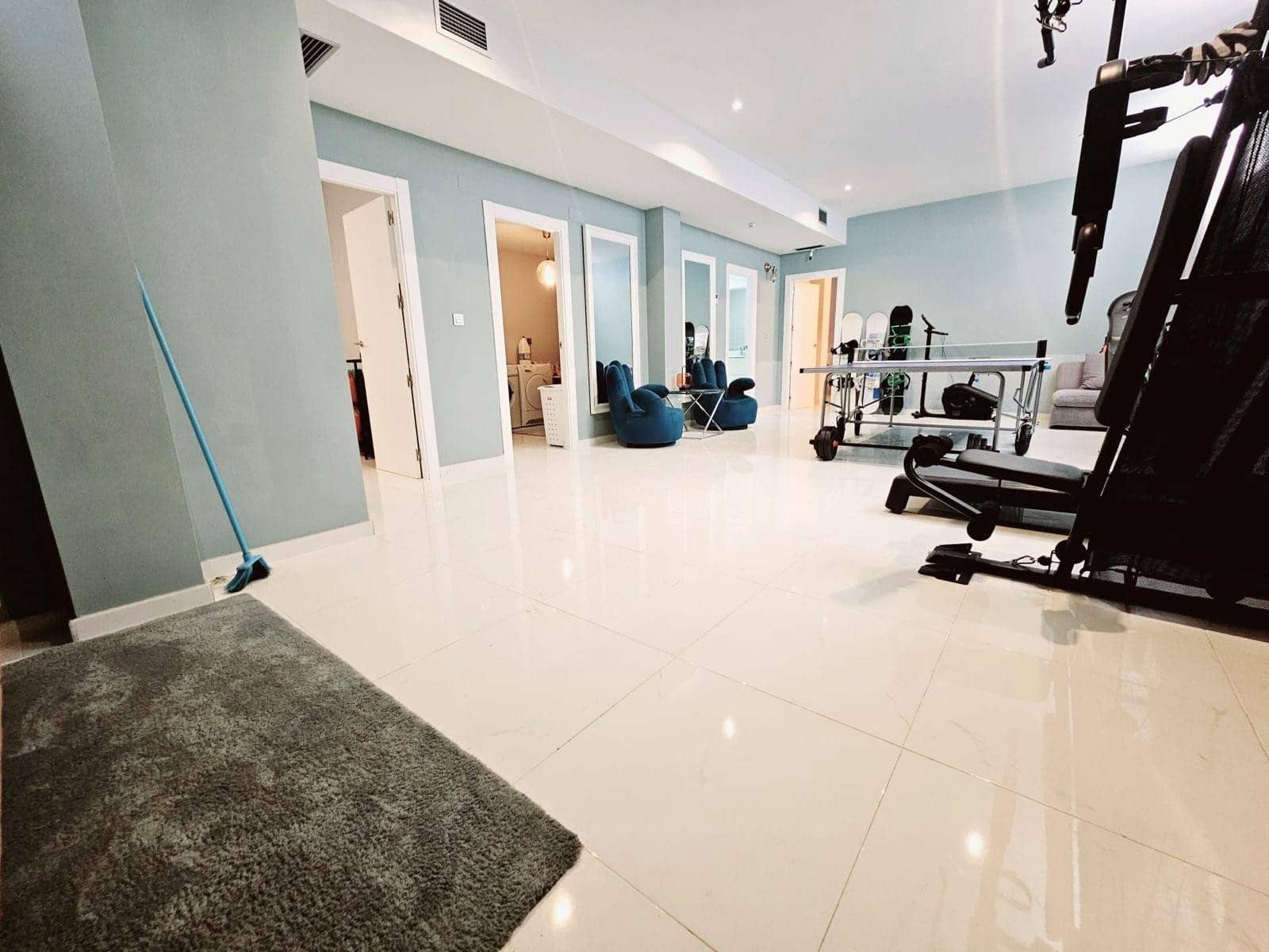 5 quarto Moradia para venda em Villamartin com piscina garagem - 499 000 € (Ref: 9199022)