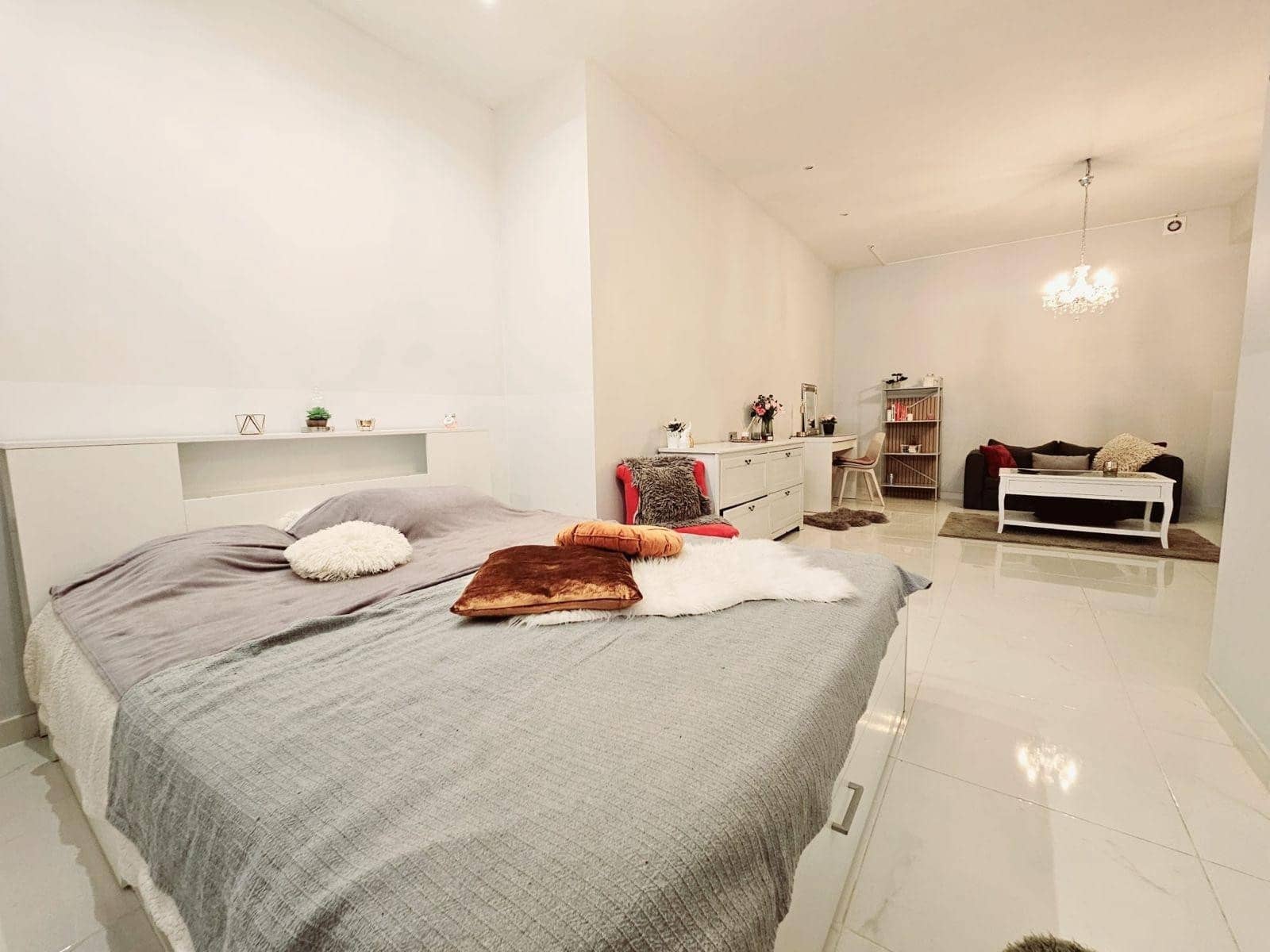 5 quarto Moradia para venda em Villamartin com piscina garagem - 499 000 € (Ref: 9199022)