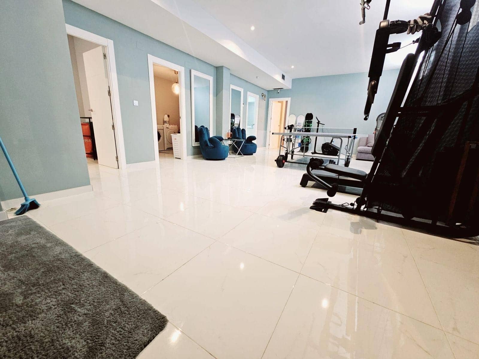 5 quarto Moradia para venda em Villamartin com piscina garagem - 499 000 € (Ref: 9199022)