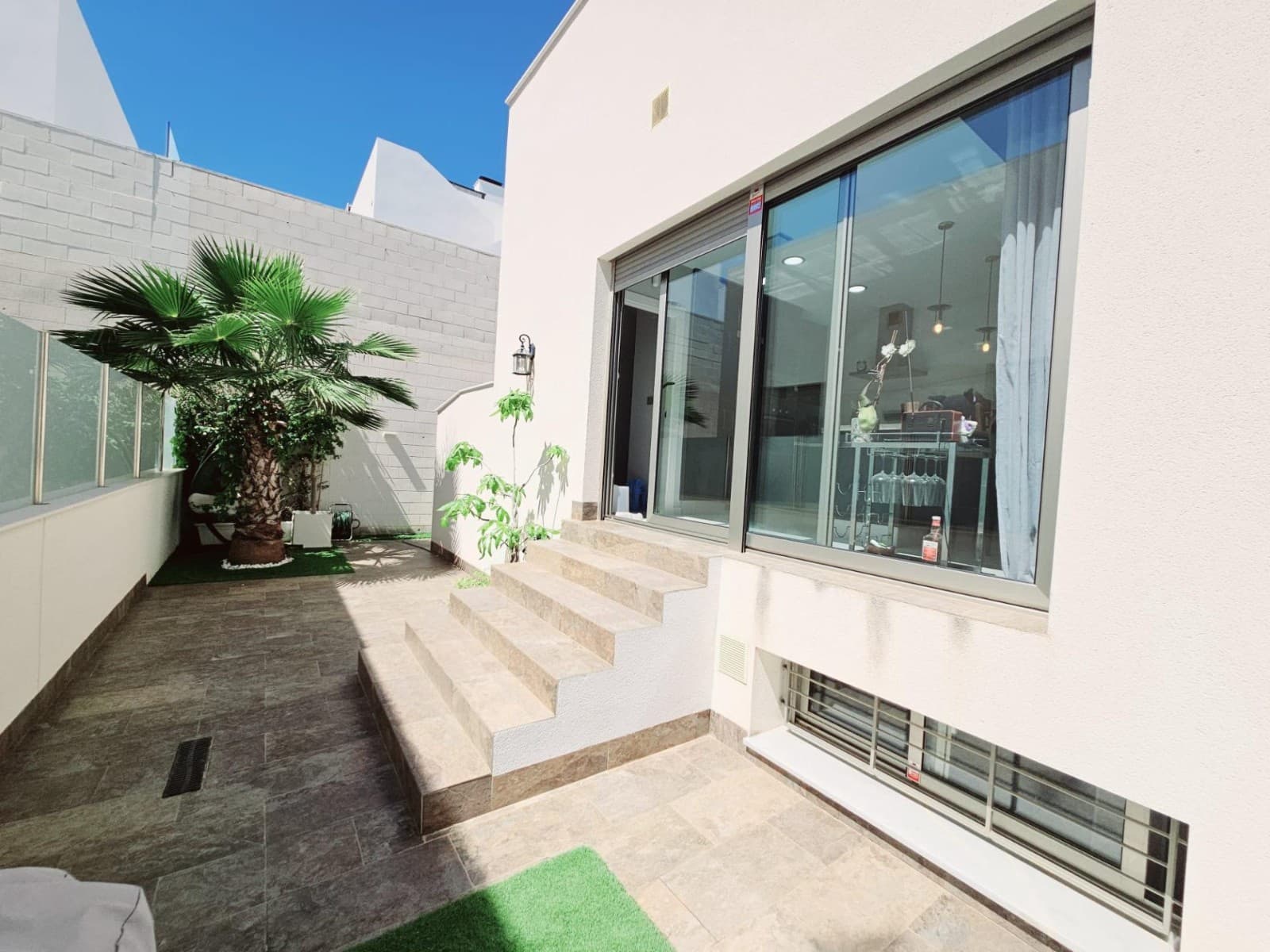 5 quarto Moradia para venda em Villamartin com piscina garagem - 499 000 € (Ref: 9199022)