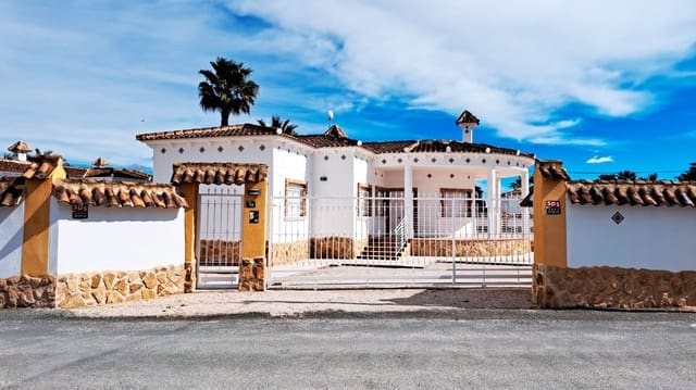 3 sypialnia Willa na sprzedaż w Catral z garażem - 365 000 € (Ref: 9199027)