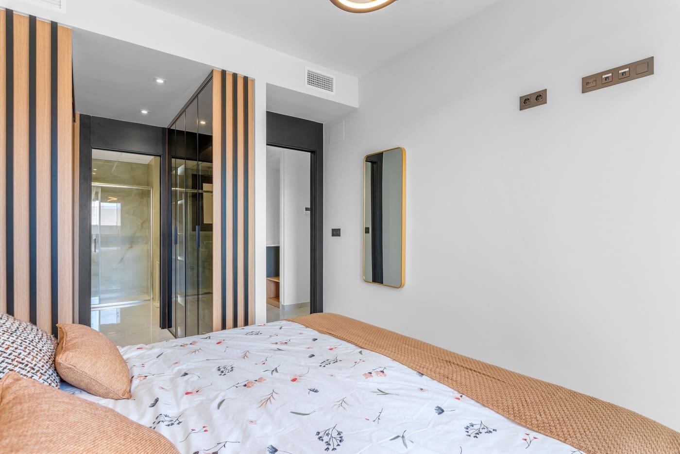 3 soverom Leilighet til salgs i Orihuela Costa med svømmebasseng garasje - € 990 000 (Ref: 9199030)