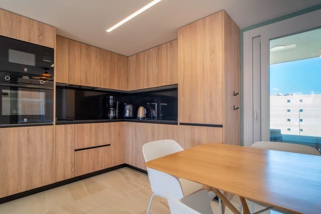 3 slaapkamer Appartement te koop in Punta Prima, Torrevieja met zwembad garage - € 599.000 (Ref: 9199032)