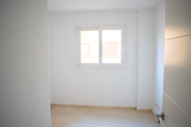3 slaapkamer Appartement te koop in Punta Prima, Orihuela met zwembad garage - € 324.000 (Ref: 9199033)