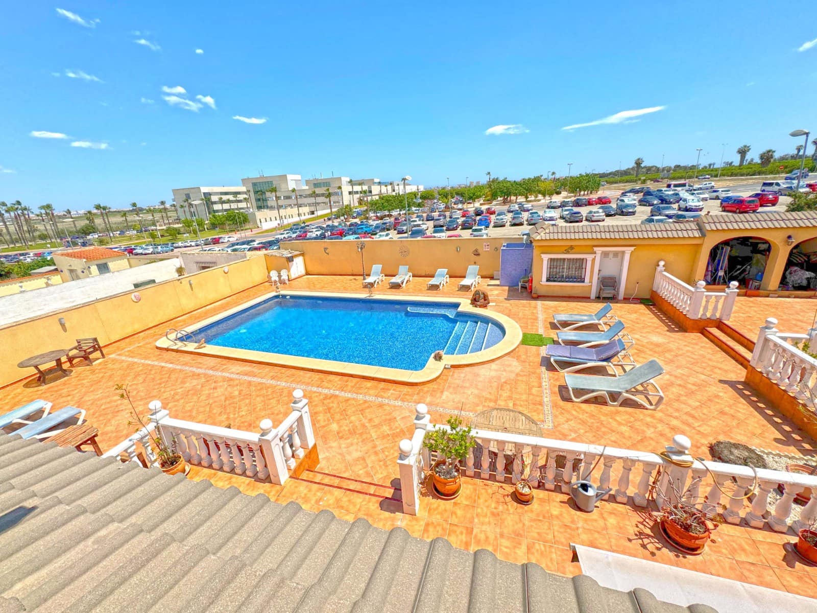 6 slaapkamer Villa te koop in Los Balcones met zwembad - € 625.000 (Ref: 9199037)