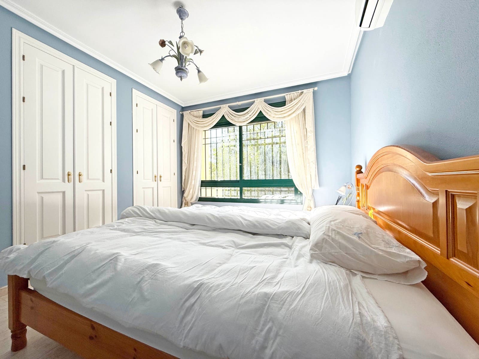 2 bedroom Apartment for sale in Campoamor with pool - € 215,000 (Ref: 9199038)