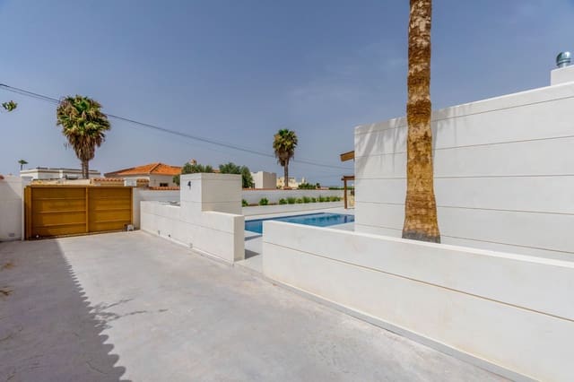 4 camera da letto Villa in vendita in El Chaparral - La Siesta - La Torreta, Torrevieja con piscina - 749.000 € (Rif: 9199039)