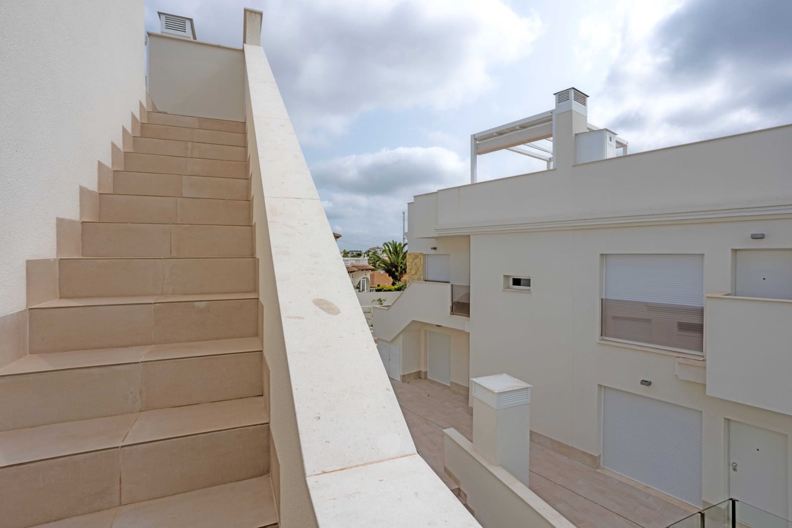 2 soveværelse Lejlighed til salg i Villamartin med swimmingpool garage - € 299.950 (Ref: 9199041)