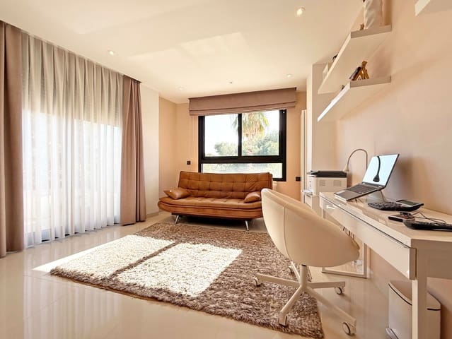 3 soveværelse Villa til salg i Villamartin, Orihuela med swimmingpool - € 495.000 (Ref: 9199042)