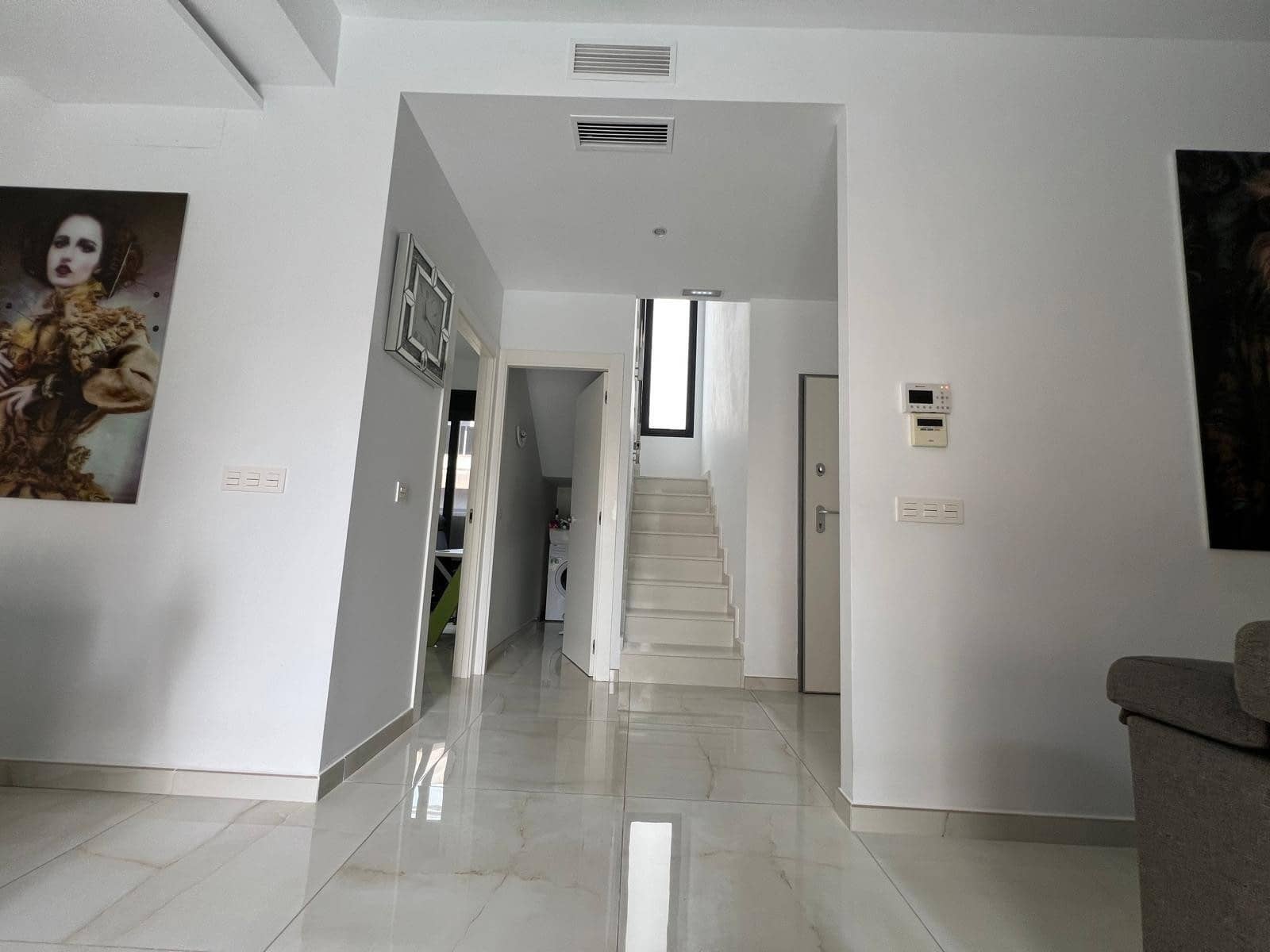 Chalet de 3 habitaciones en Orihuela Costa en venta con piscina garaje - 499.000 € (Ref: 9199045)