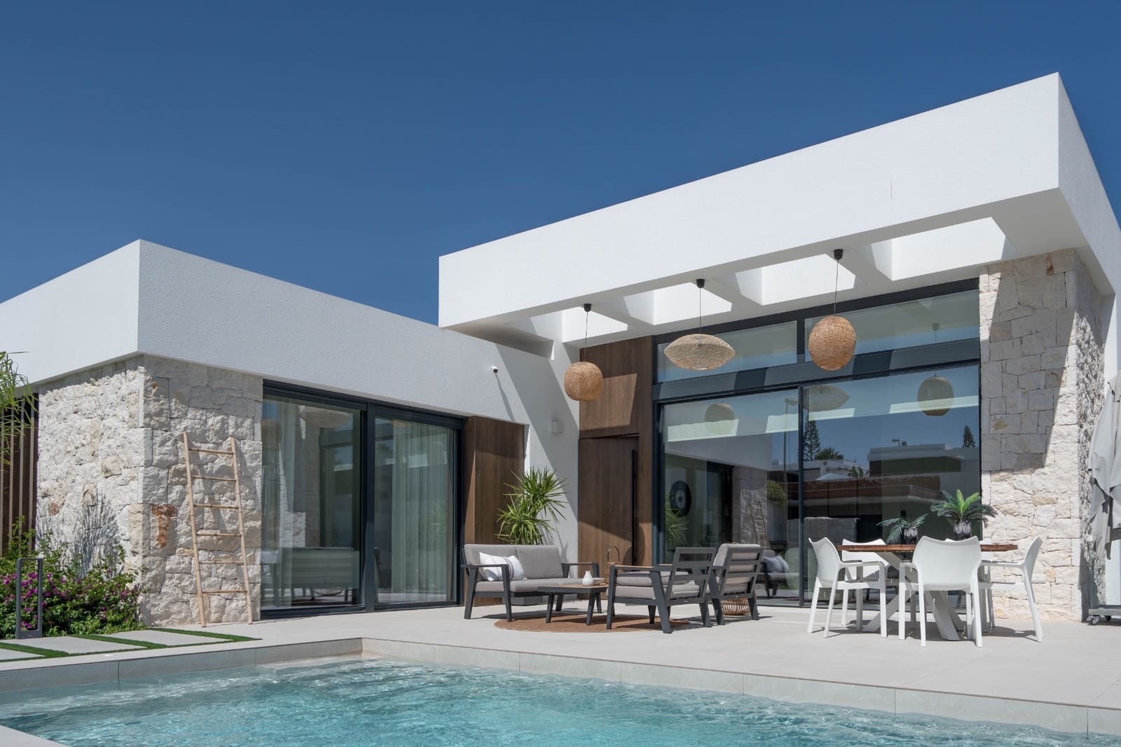 4 bedroom Villa for sale in Ciudad Quesada with pool - € 895,000 (Ref: 9199051)