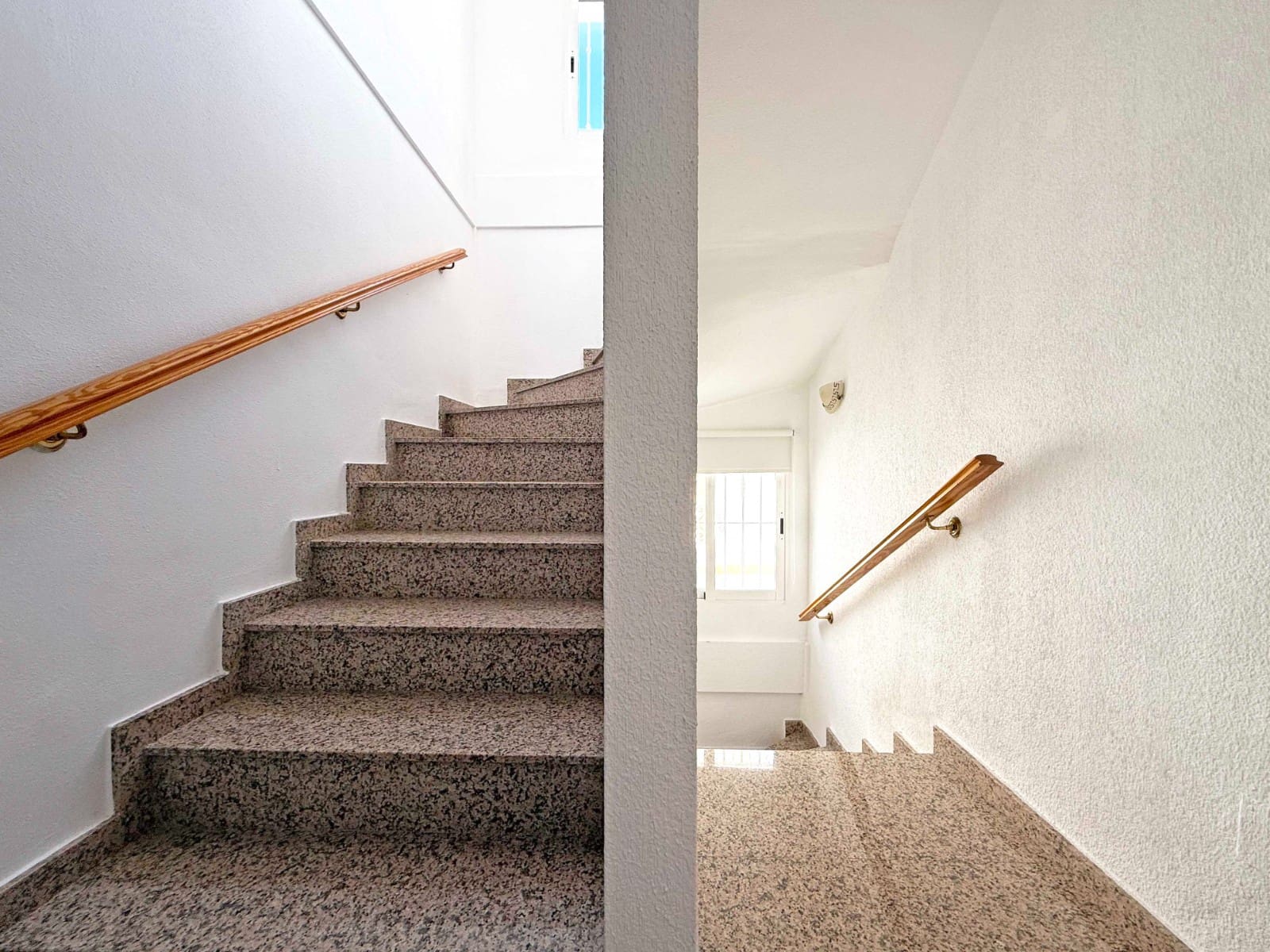 3 Zimmer Villa zu verkaufen in Los Altos mit Pool Garage - 189.000 € (Ref: 9199055)