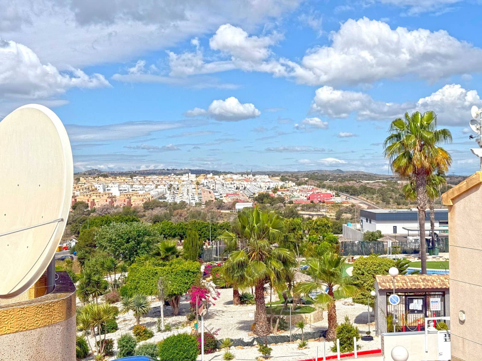 3 Zimmer Villa zu verkaufen in Los Altos mit Pool Garage - 189.000 € (Ref: 9199055)