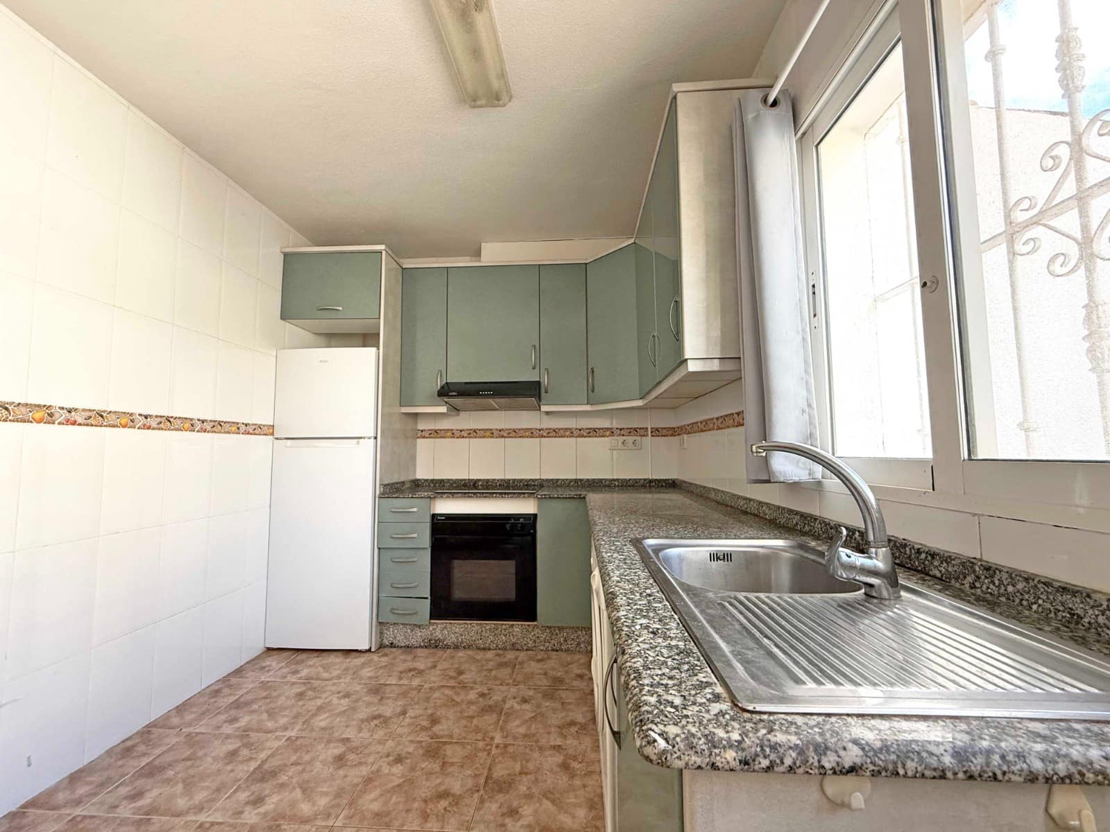 3 Zimmer Villa zu verkaufen in Los Altos mit Pool Garage - 189.000 € (Ref: 9199055)