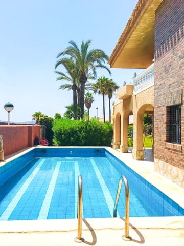 3 slaapkamer Villa te koop in La Manga del Mar Menor met zwembad garage - € 1.995.000 (Ref: 9199058)