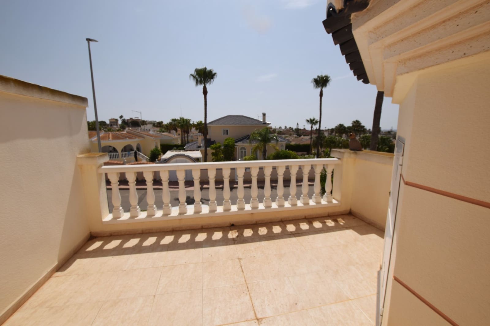 3 bedroom Villa for sale in Ciudad Quesada with pool - € 220,000 (Ref: 9199063)